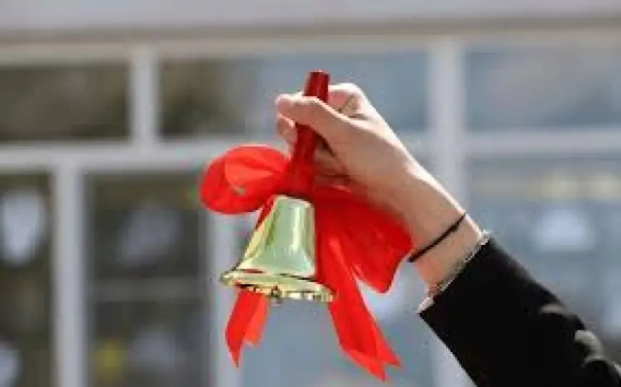 “Son zəng”lə bağlı rəsmi - Xəbərdarlıq
