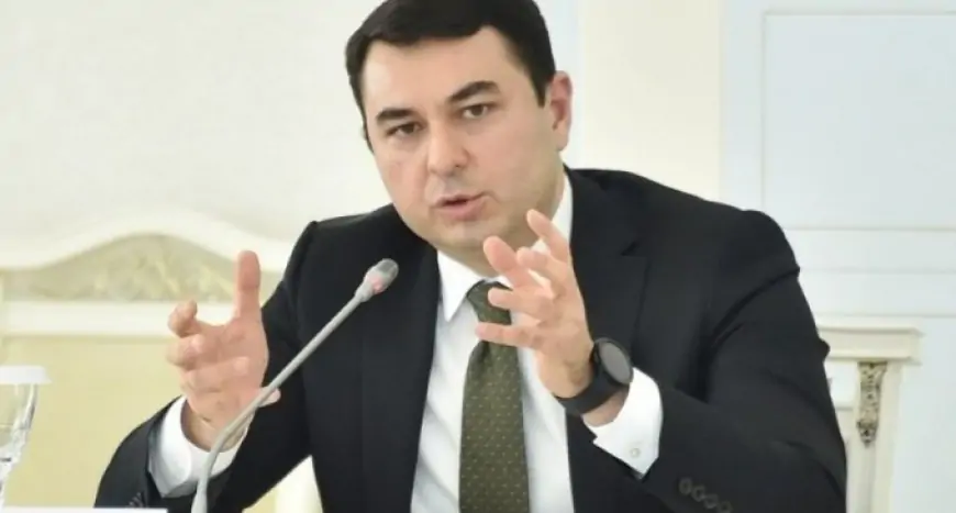Adil Kərimlinin icraçı direktor göndərdiyi məktəbdə qalmaqal - VİDEO