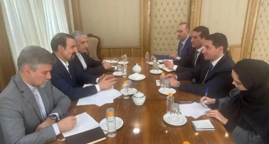 Hikmət Hacıyev İranda keçirdiyi görüşlərlə bağlı paylaşımlar edib