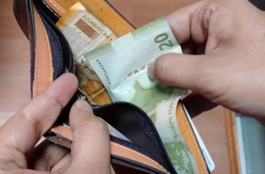 Rayonlarda özəl sektorda nə qədər maaş verilir? – Cəmi 5 rayonda 900 manatdan yuxarıdır